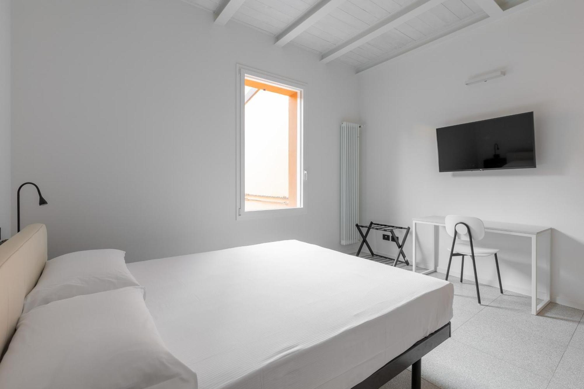 Capo Di Lucca White Apartments By Wonderful Italy Болонья Екстер'єр фото
