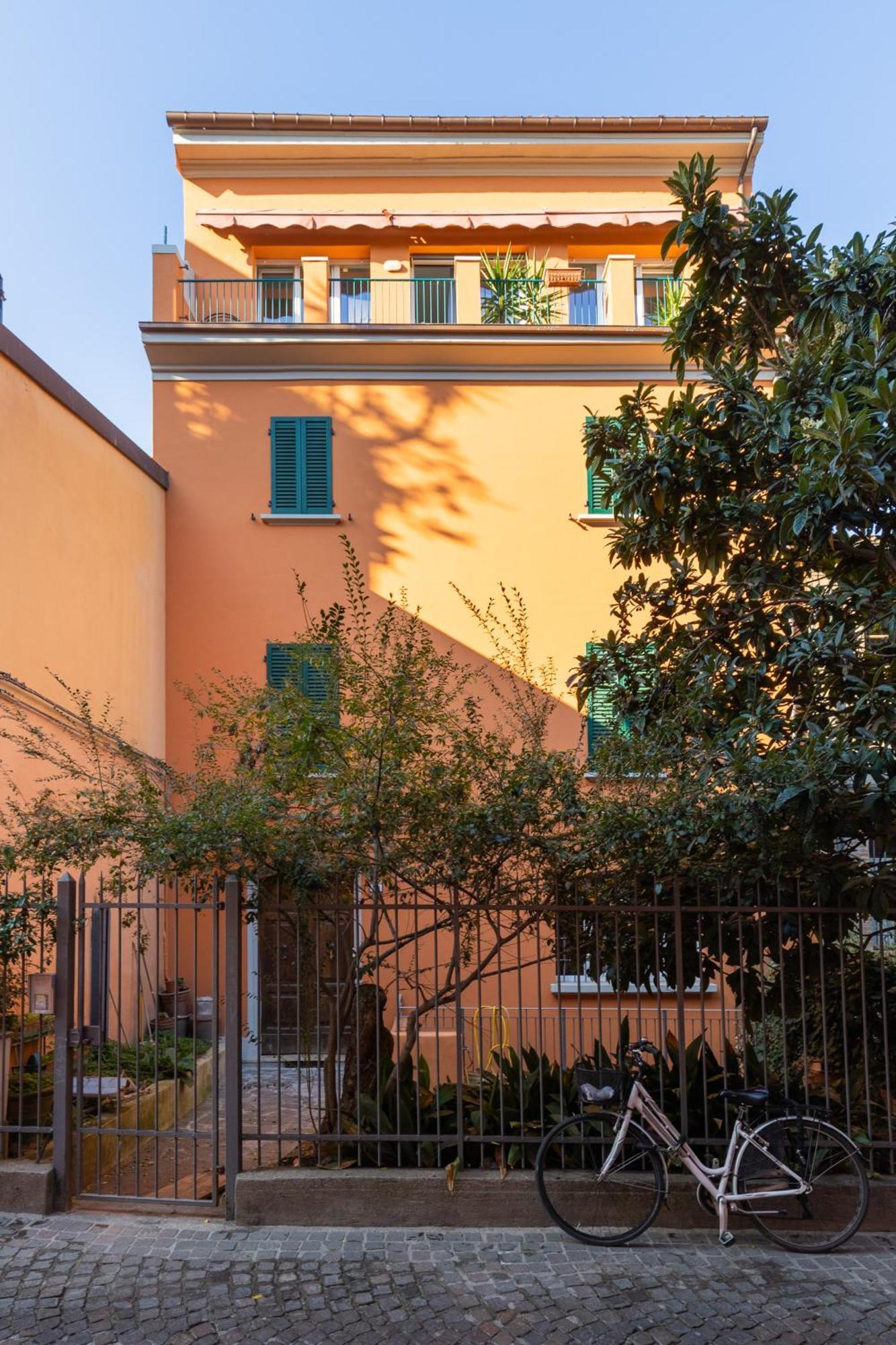 Capo Di Lucca White Apartments By Wonderful Italy Болонья Екстер'єр фото